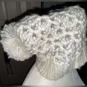 Steve Madden White & Grey Beanie
